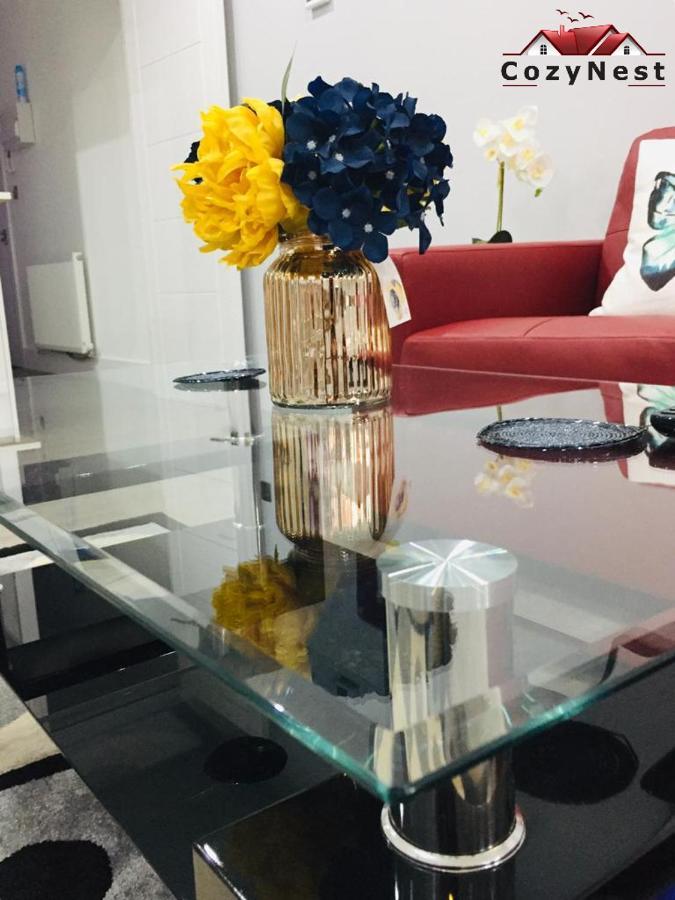 Luxury Central Self Contained Flat By Cozynest Ридинг Экстерьер фото
